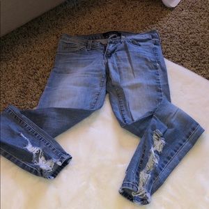 Skinny jeans flying monkey